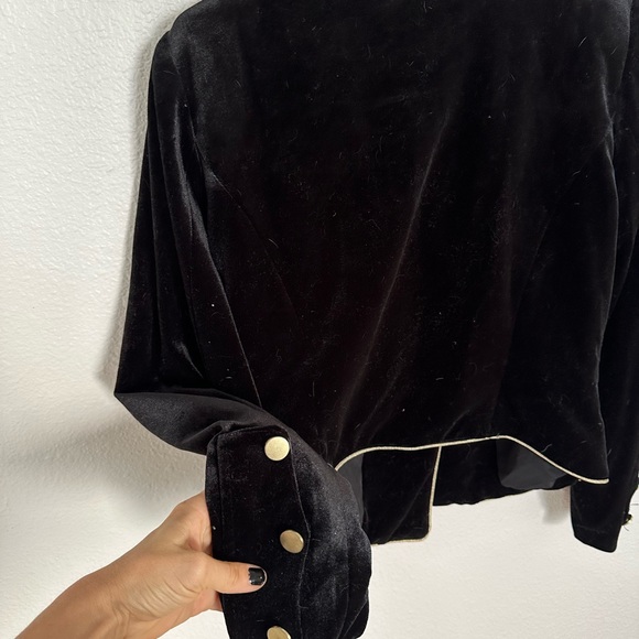 Velvet Jacket - Picture 4 of 6